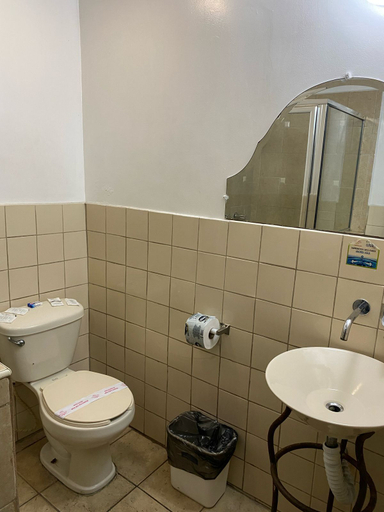 Bathroom 3, HOTEL YOLANDA, Tijuana