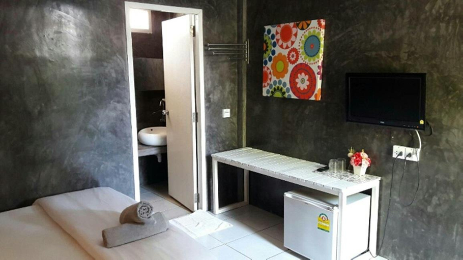 Bedroom 2, At Koh Larn Resort, Pattaya