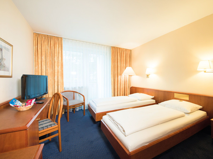Bedroom 2, Styles Hotel Unterfohring, München