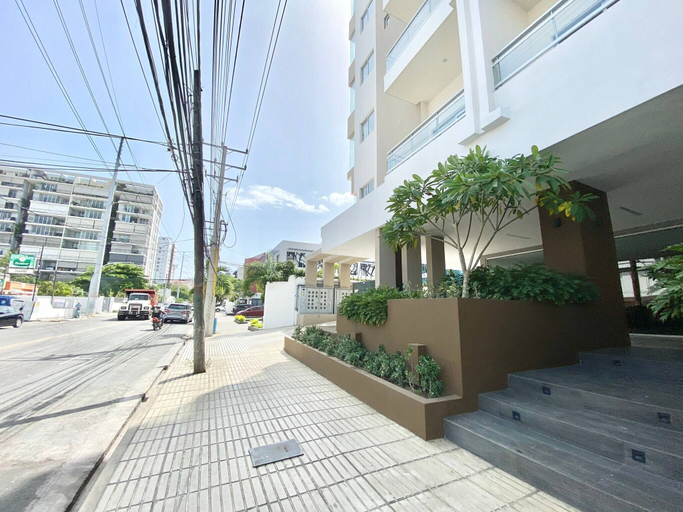 Front of property 4, Luxury 1br , Pool, Gym, Close Agora Mall, Distrito Nacional
