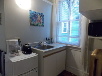 Others 2, Suites of Euston, Queens