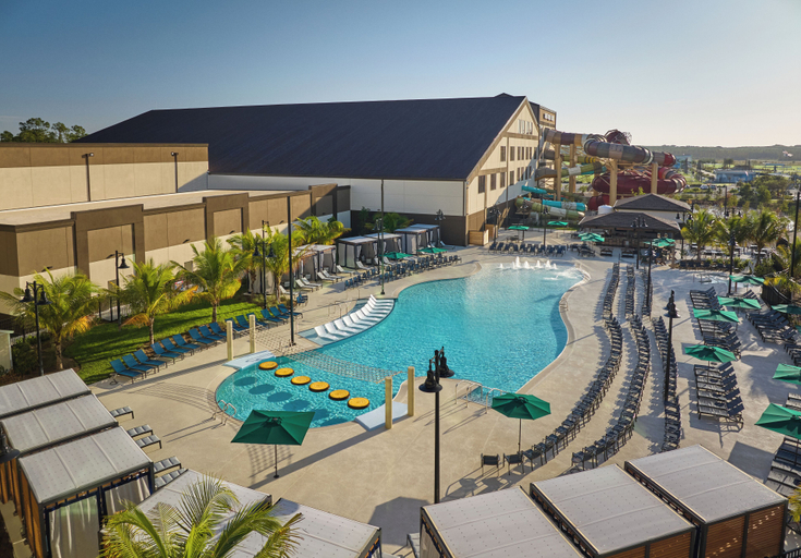 Sport & Beauty 5, Great Wolf Lodge Naples, Collier