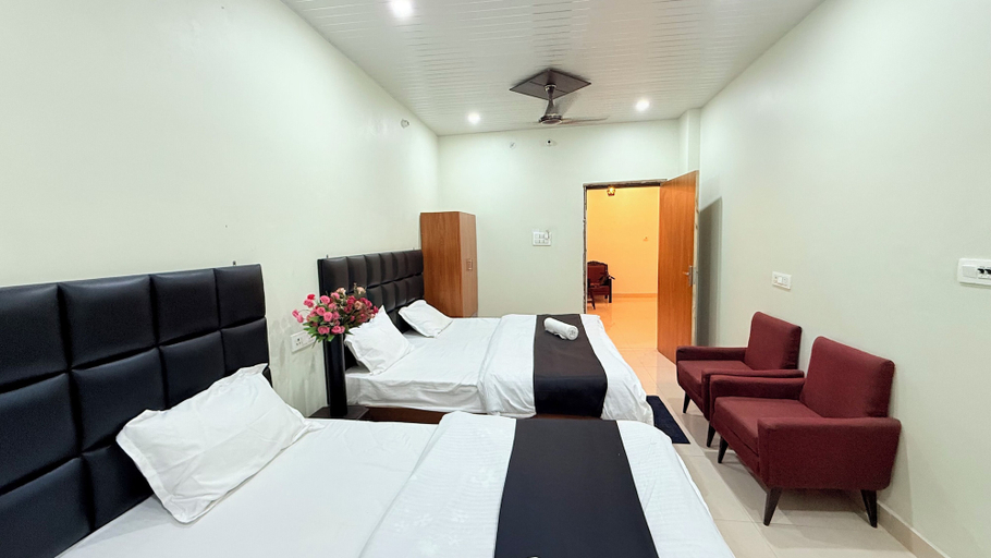 Room 2, Hotel Blessing inn & Restaurant, Allahabad