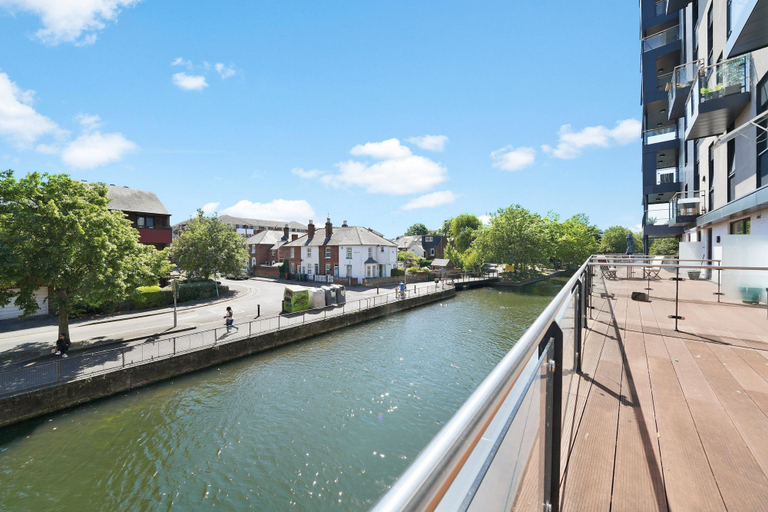 Property grounds 2, Kennet House 2 Bed and 2 Bath Apt. 7, Reading