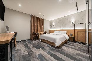 Others 2, Melissa Hotel, Gangnam