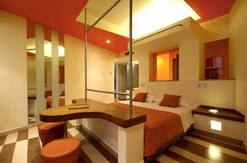 Others 5, Hotel Cuore, Mexico City