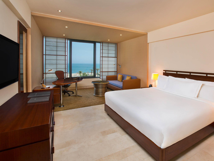 Bedroom 3, Hilton Kuwait Resort