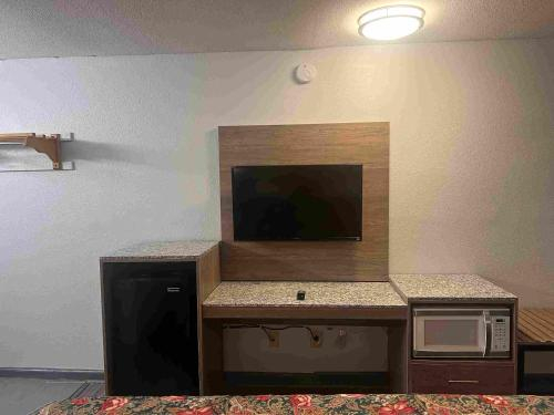 Others 2, Fairbridge Inn & Suites, Talladega
