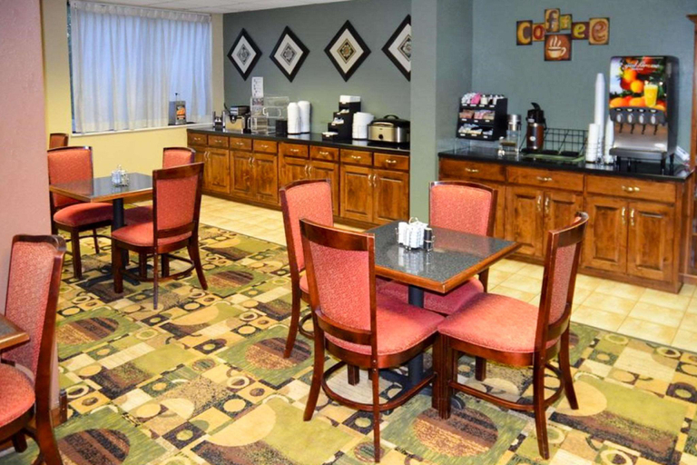 Others 3, Farragut Inn & Suites, Knox