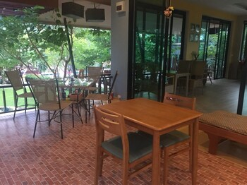 Others 3, The Organery Retreat, Muak Lek