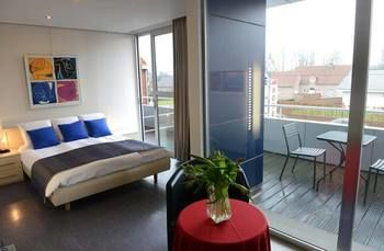 Others 4, Hotel Vijfwegen, West-Vlaanderen