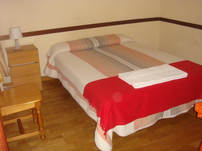 Bedroom, Hostal Muntaner, Barcelona