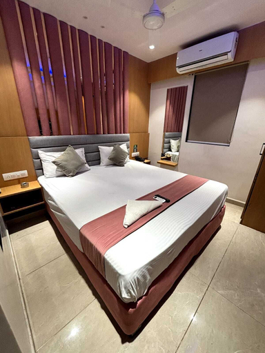 Room 4, Hotel Singh Empire, Sagar