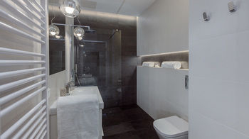 Bathroom 5, Apartamenty Homely Place Center, Poznań City