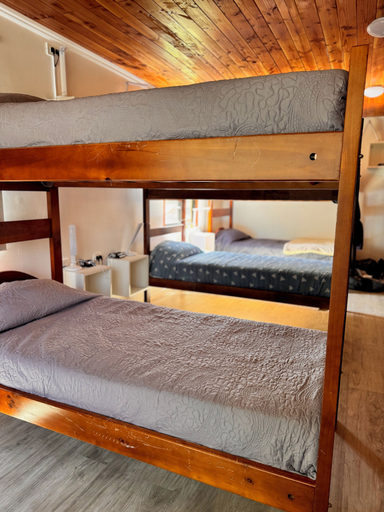 Others 3, Hostal Treile, Cautín