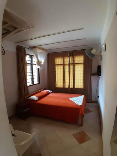 Room 5, Cosy Guest House Mtwapa, Kilifi South