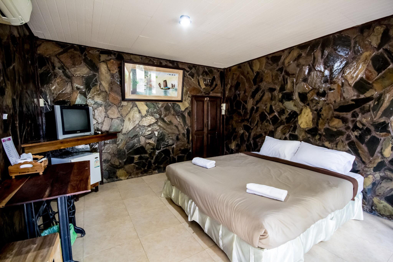 Bedroom 5, EVE KA AMP RESORT, Nakhon Thai