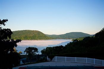 Others 2, Inn on the Hudson, Westchester
