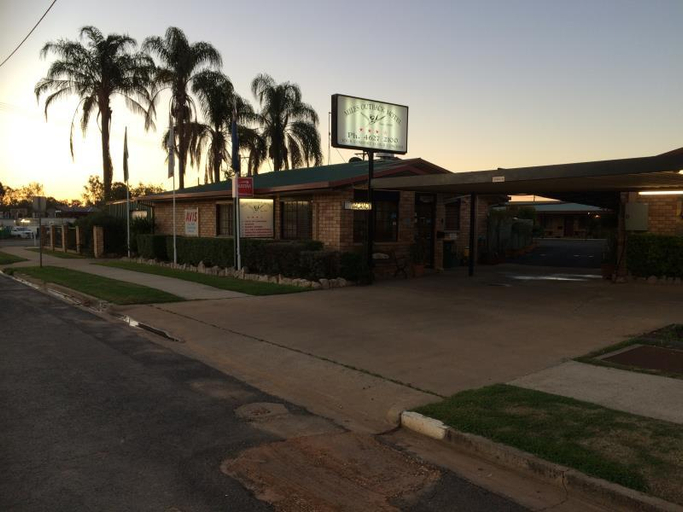 Others 2, Miles Outback Motel, Murilla