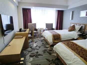Bedroom 2, HaikouTWELVE OAKS HOTEL, Haikou