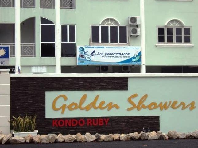 Others 2, FOUR Rooms Golden Shower 24 hours check in, Malacca City