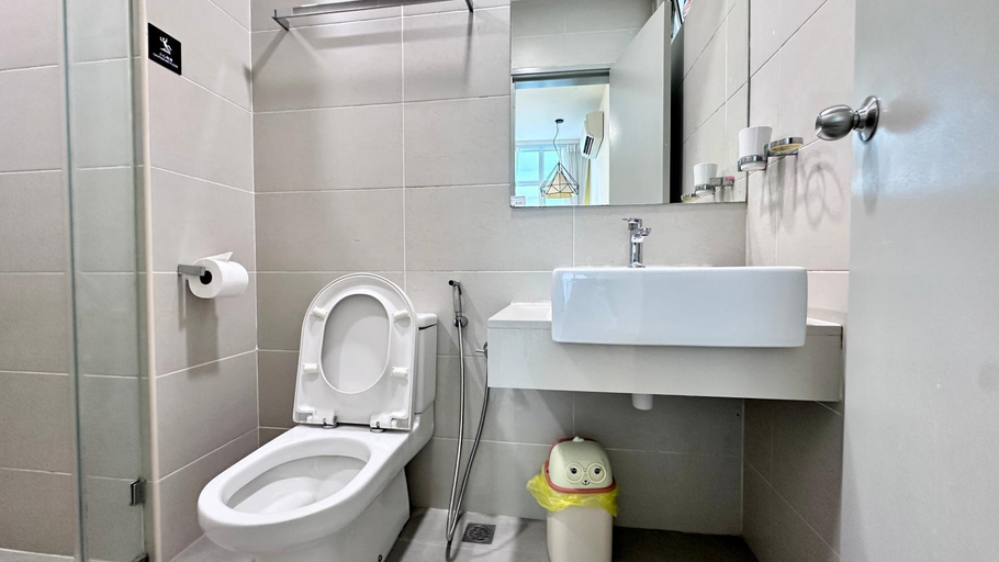 Bathroom 4, Straits Garden Suites, Pulau Penang