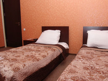 Others 4, Hotel Shalimar, Tbilisi