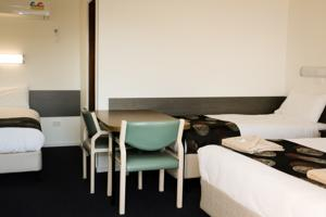 Others 2, Downtown Motel, Warrnambool