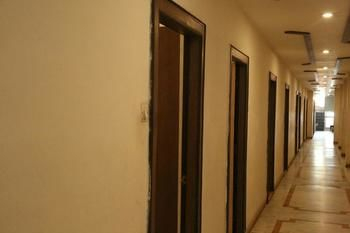Public Area, Hotel Surya, Gwalior