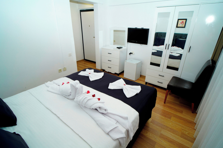 Bedroom 4, Olive Branch Hotel, Ayvalık
