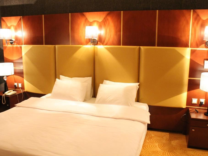 Bedroom 4, Kings Park Hotel, Dubai