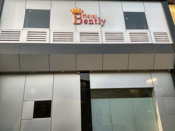 Others 5, Hotel Bently, Mumbai Suburban