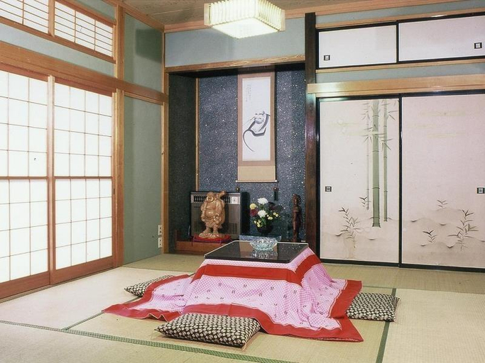 Others 3, Takanoya, Minamiuonuma