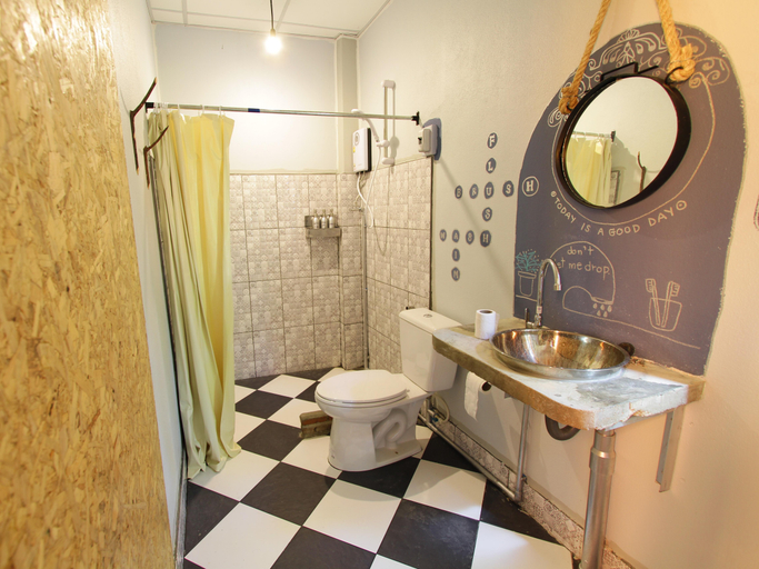 Bathroom 4, Above the Sea Guesthouse, Mae Sariang