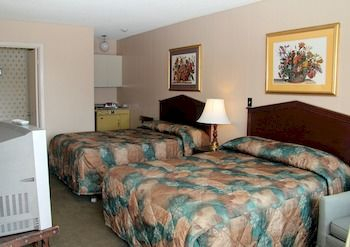 Others 2, Diamond Motor Inn, Grey