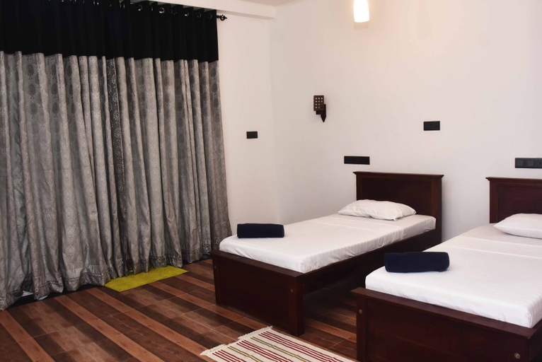 Bedroom 2, Hotel Aram, Akmeemana