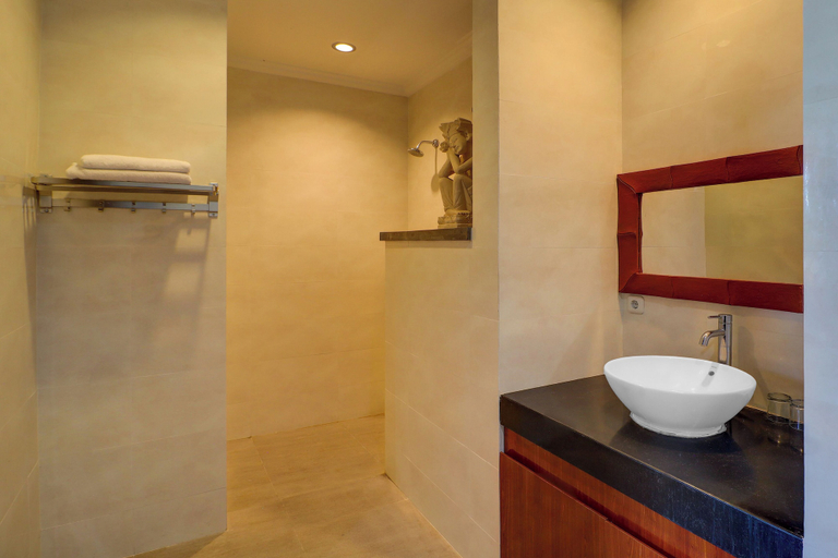 Bathroom 3, Palette near Legian Beach formerly Argya Santi Suites And Villas (tutup sementara), Badung