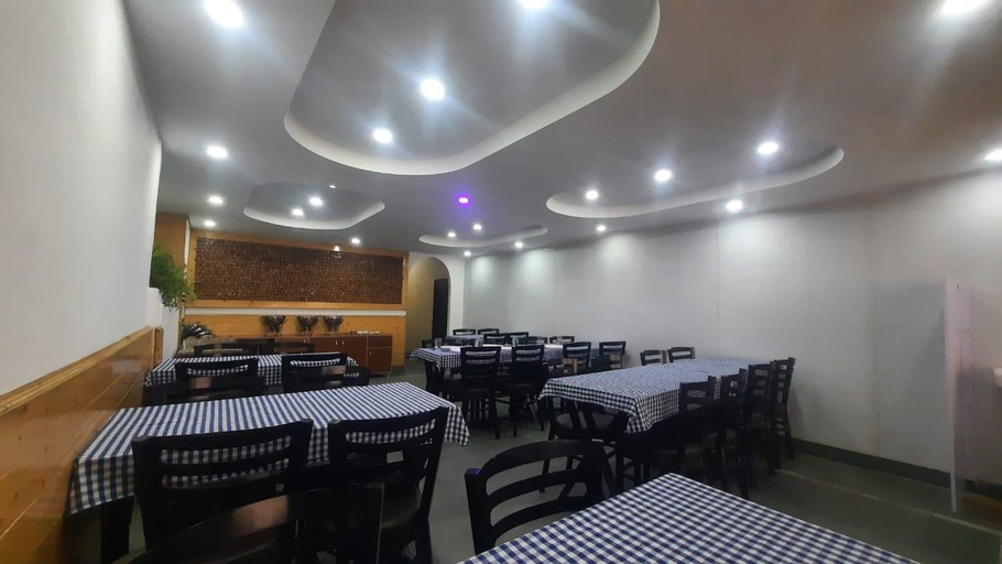 Food & Drinks 5, Hotel Him Regency By Pahadi Hospitality, Kullu