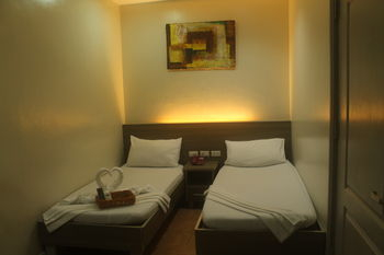 Others 3, Gran Prix Econotel Pasay, Pasay City