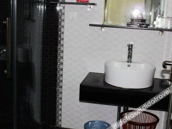 Others 3, Shanshui Hostel, Guilin