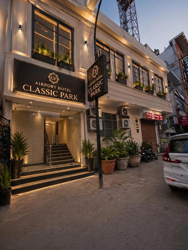 Exterior & Views 1, Airport Hotel Classic Park, Delhi