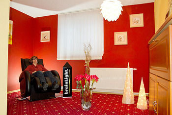 Others 3, Hotel Auerhahn, Hildburghausen