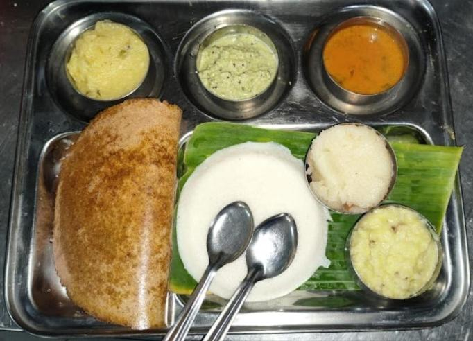 Food & Drinks 5, Hotel Surya Residency, Bangalore