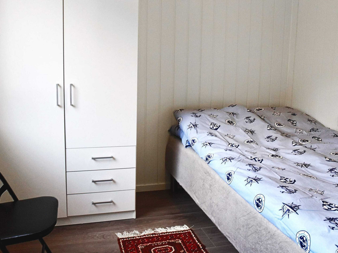 Bedroom 4, 4 Star Holiday Home in Vatne, Haram