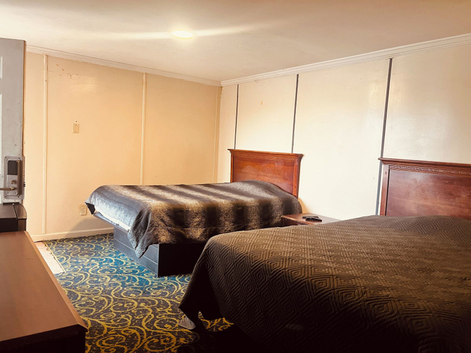 Bedroom 2, Hotel O East Hemphill Burton/Flint, Genesee