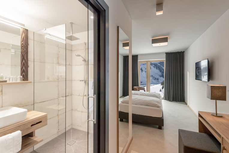 Bedroom 2, Mondschein Hotel & Chalet, Bludenz