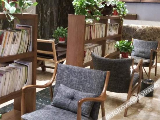 Others 3, Shangcheng Caishen Hotel (Bus Station Xiya Libao Plaza), Xinyang