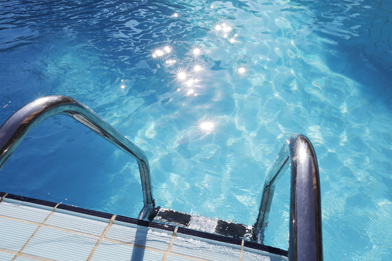 Pool, Holiday Inn Express GRANBY NORTHWEST by IHG, La Haute-Yamaska
