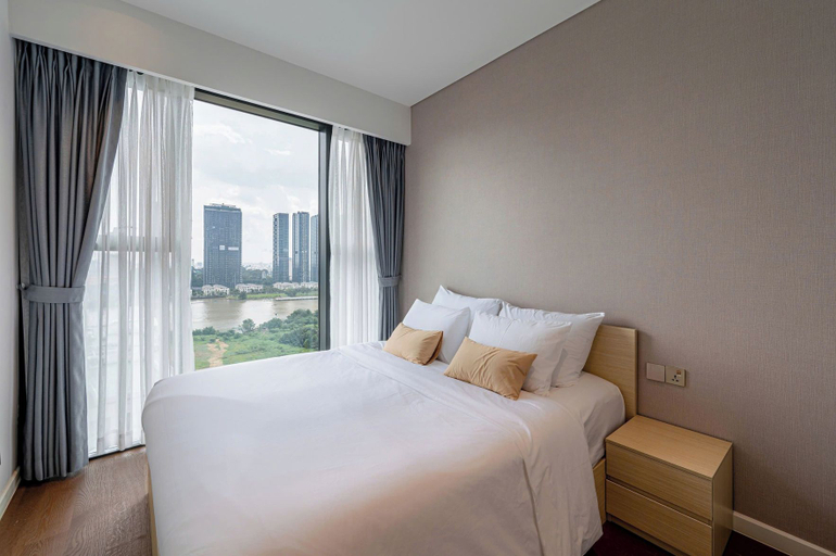 Room 5, Imperial Condotel Metropole Somiluxstay, District 2