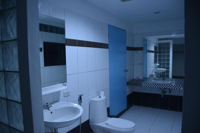 Bathroom 3, Baan Suan Villa 1, Phuket Island